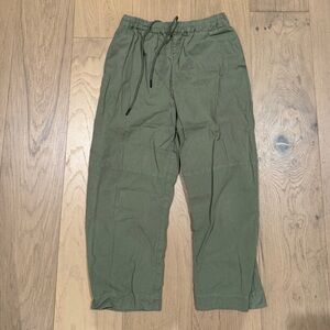 Roucha 
PAL BOWLEG CANVAS PANT 
LIGHT KAKI GREEN / A